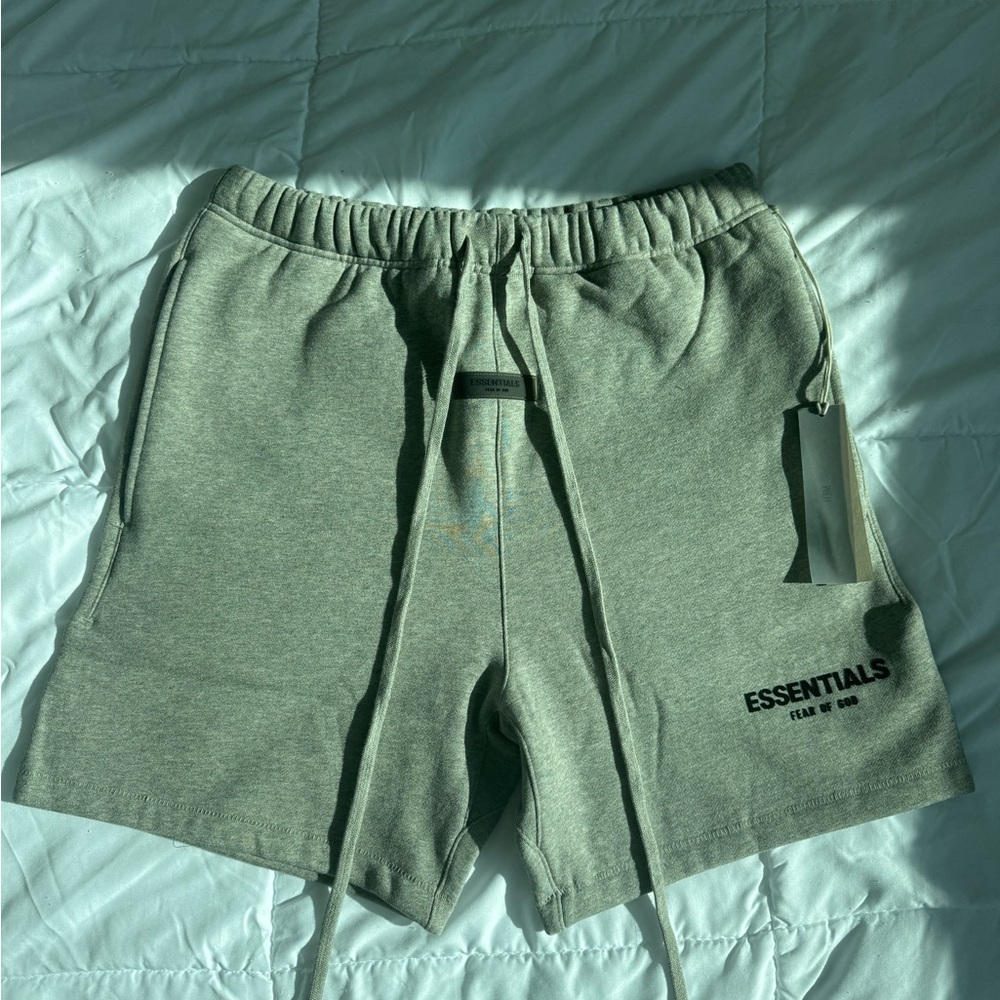 Essentials Dark Oat Shirts Small